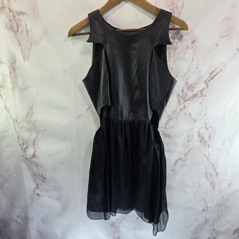 Sheri Bodell Dress Womens Small Black Silk Lamb Leather Genuine Cut Out Vintage